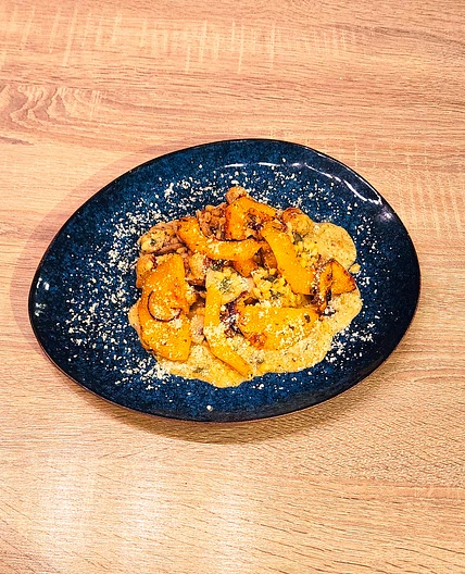 Courge butternut rôtie, pecorino & sauge