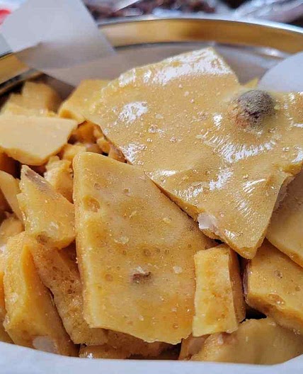 Grandma’s Old Fashioned Peanut Brittle Recipe (Crispy Holiday Classic)