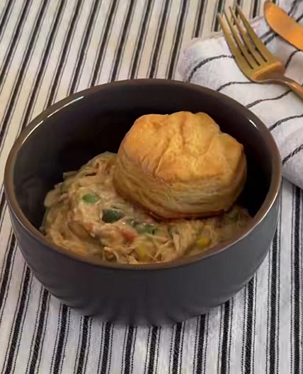 Slowcooker Chicken Pot Pie