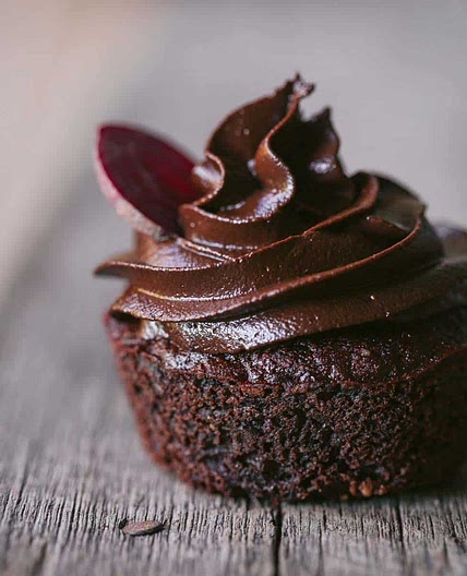 Healthy-ish Chocolate Beetroot Cakes