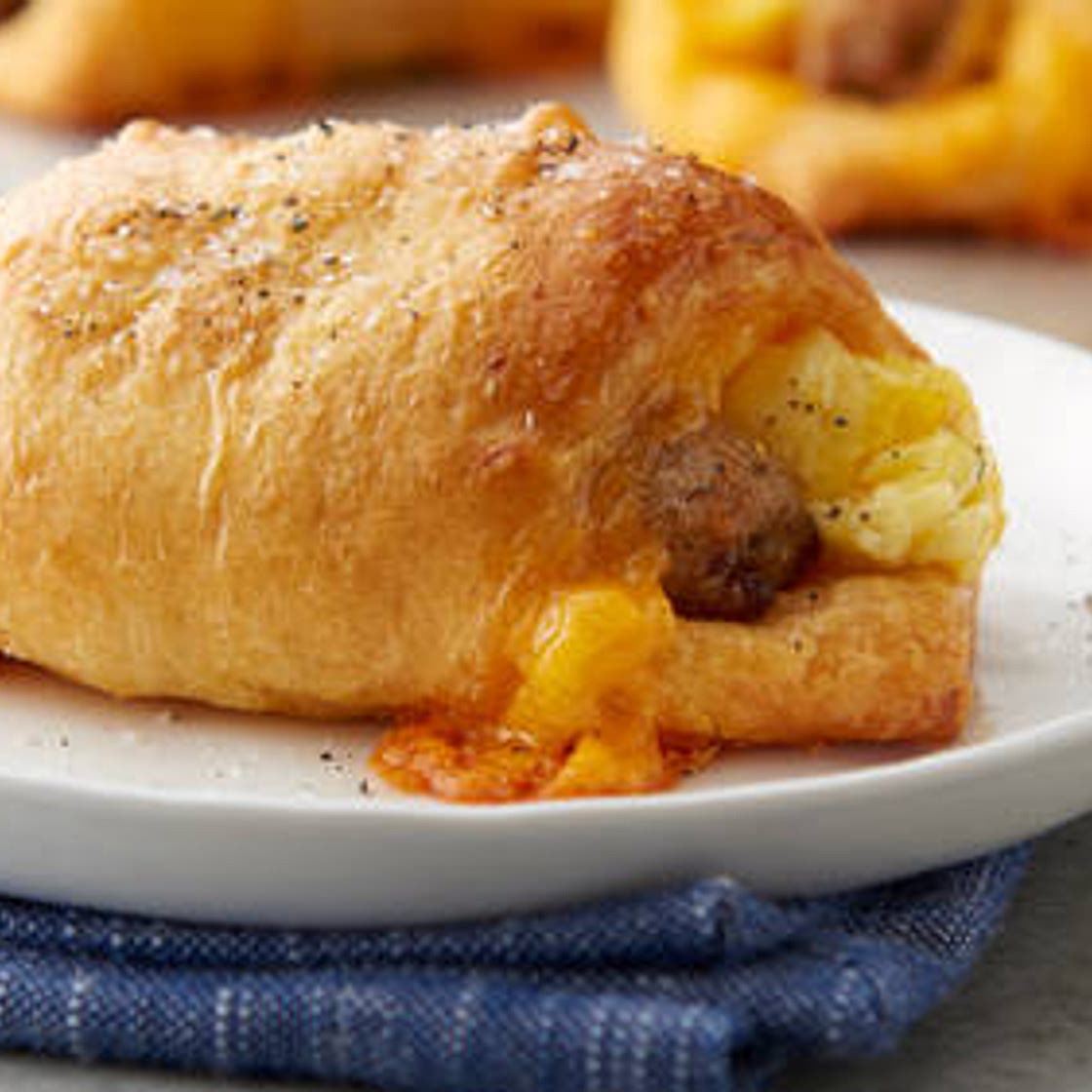 Sausage, Egg and Cheese Breakfast Roll-Ups