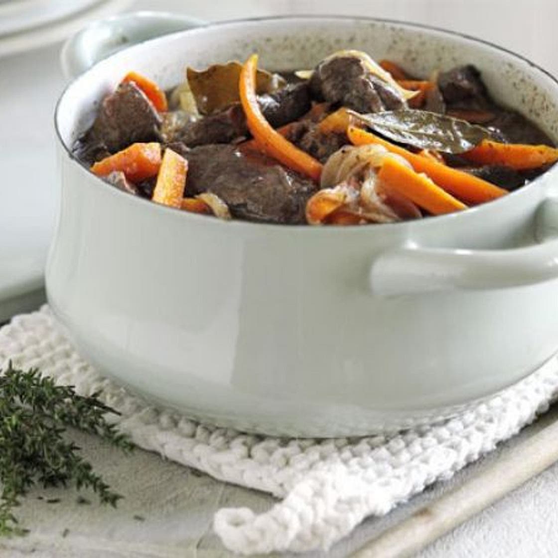 Beef with red wine & carrots