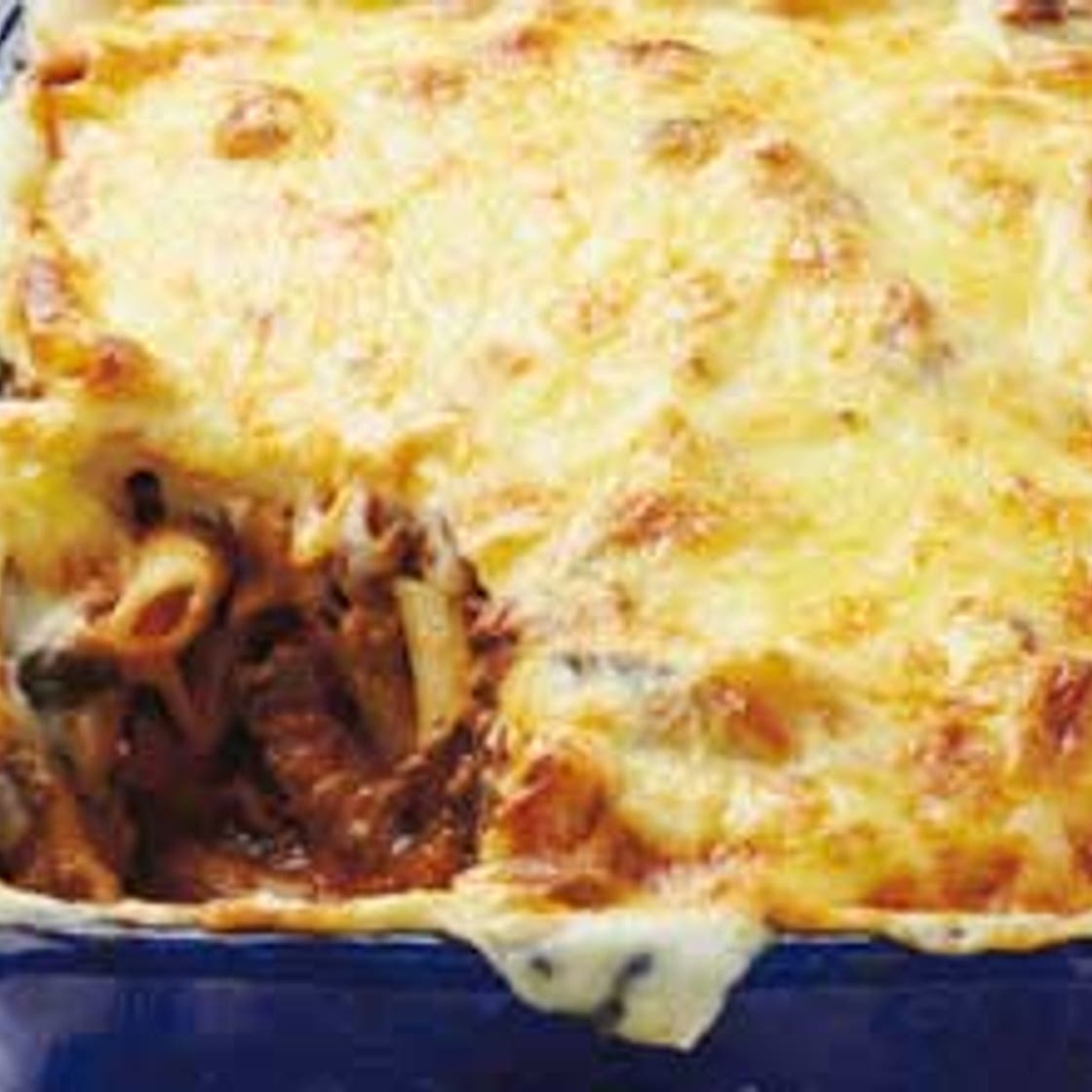 Bolognese pasta bake