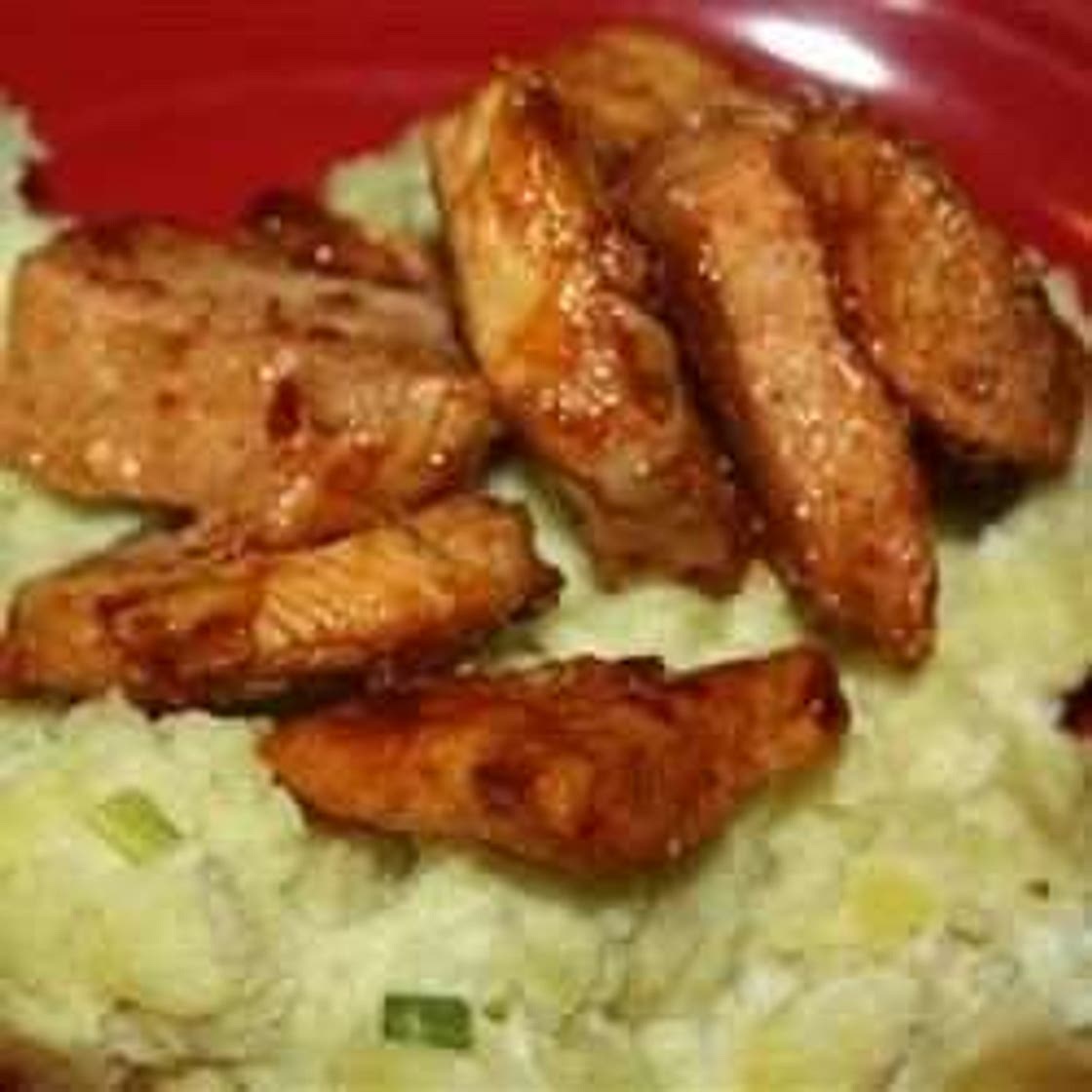 Korean spicy marinated pork (dae ji bool gogi)