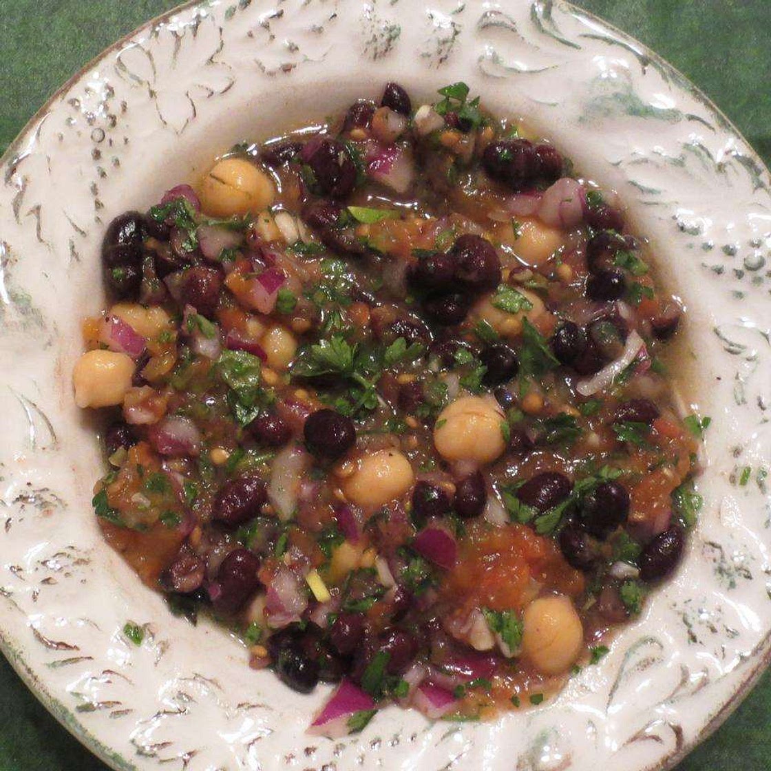 Salade de légumineuses à la mode moyen-orientale