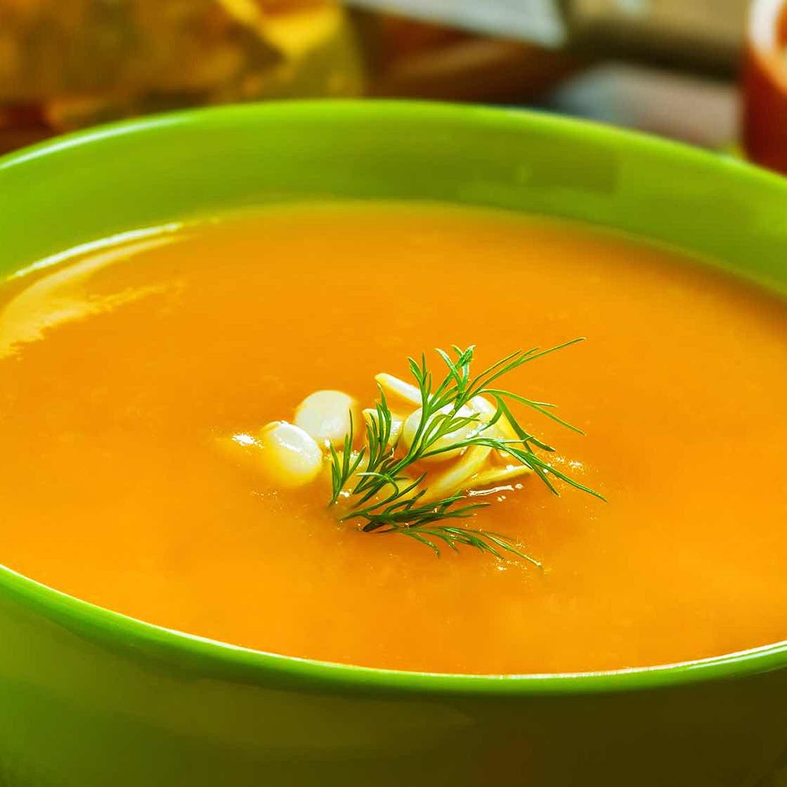 Soupe de lentilles corail et yaourt