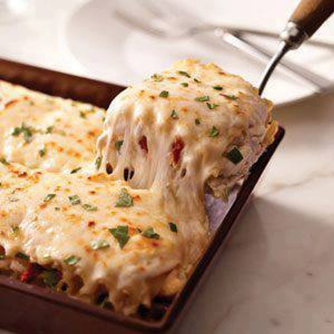 Creamy White Chicken Alfredo Lasagna Recipe - (4.2/5)