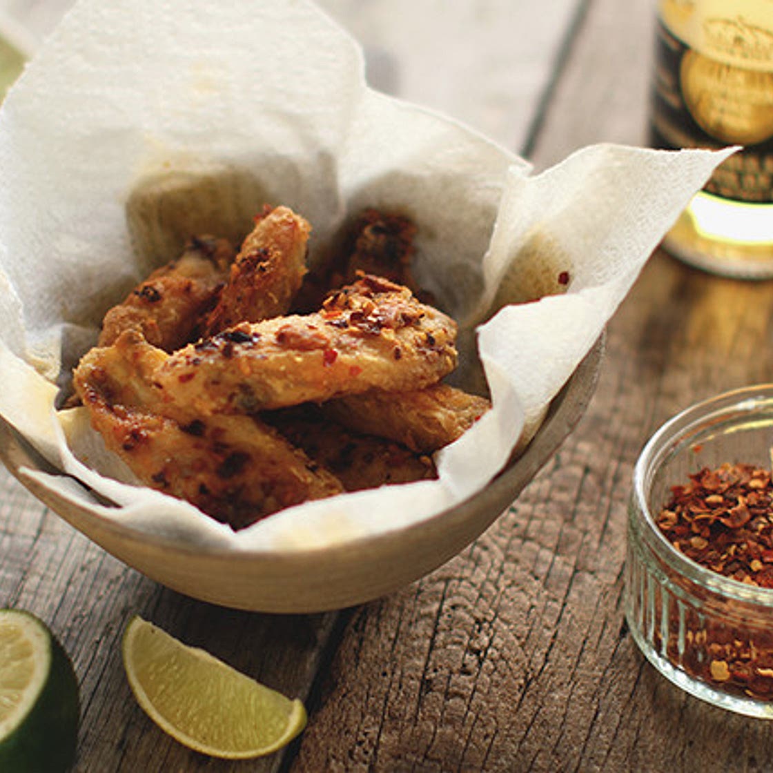 Crispy Hot Wings