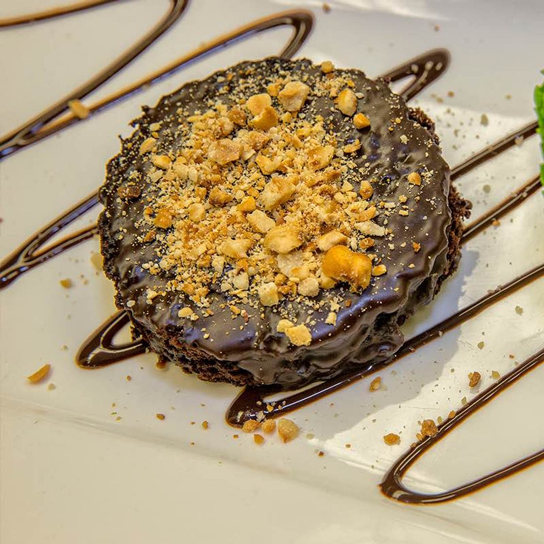 Chocolate drizzle cake recipe | Schwartz