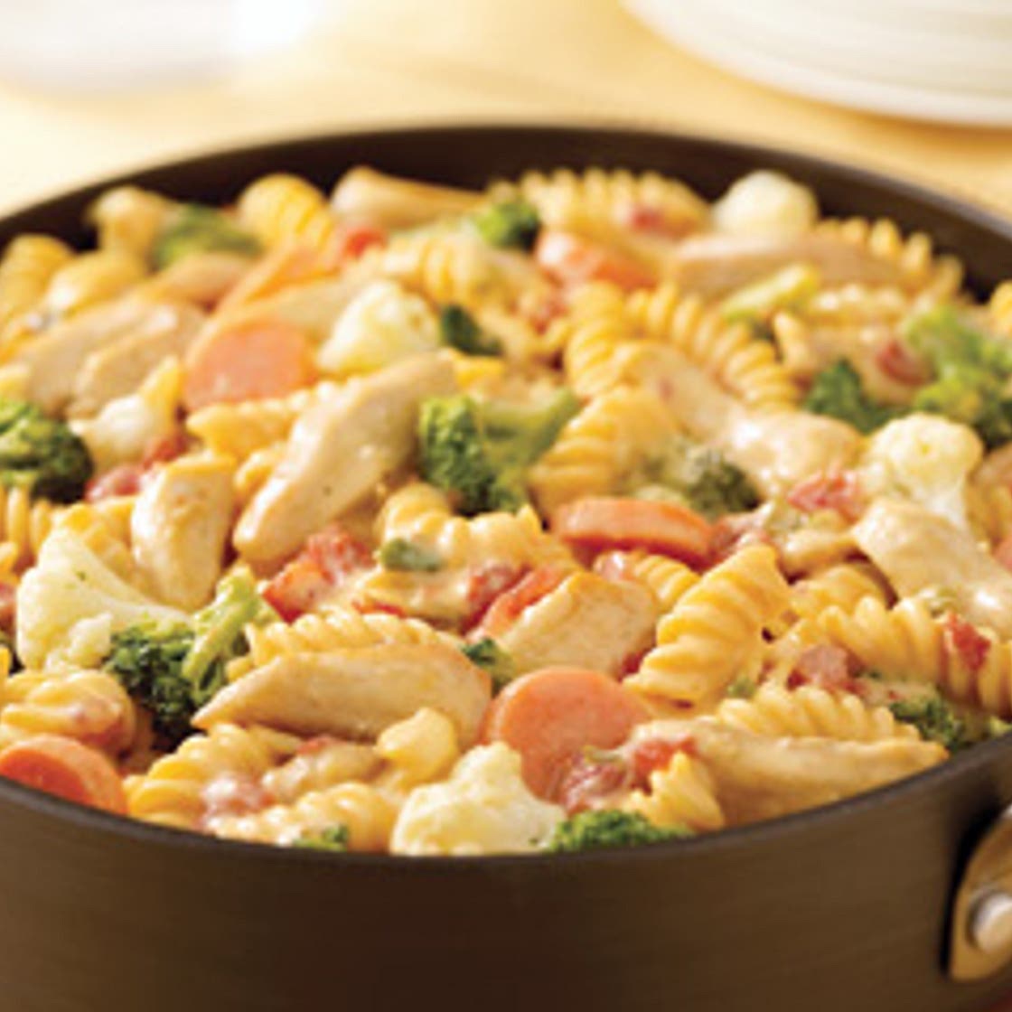 VELVEETA® Cheesy Chicken Rotini