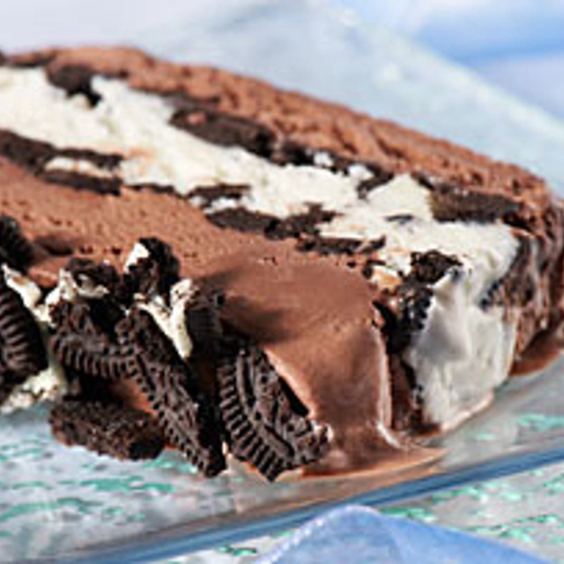 Cookies and Cream Ice Cream Cake
