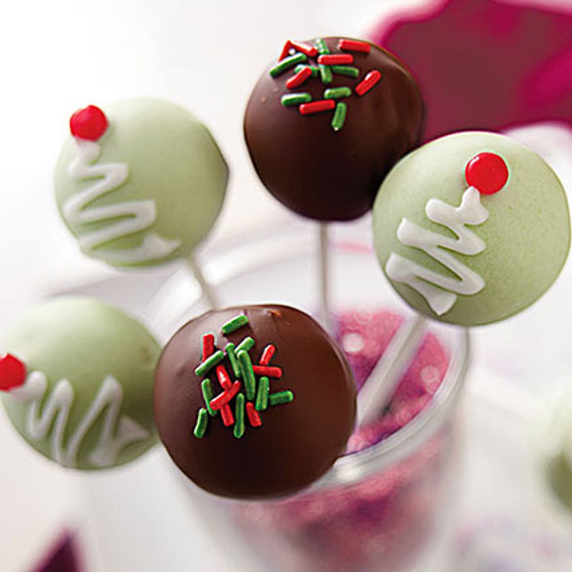 Christmas Tree Cookie Ball Pops
