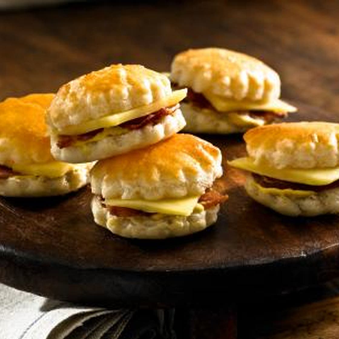 Kerrygoldandtrade; Aged Cheddar and Bacon Puff Pastry