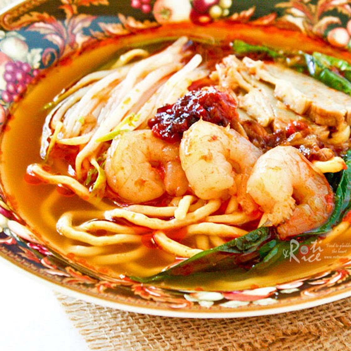 Hokkien Hae Mee (Prawn Noodles)
