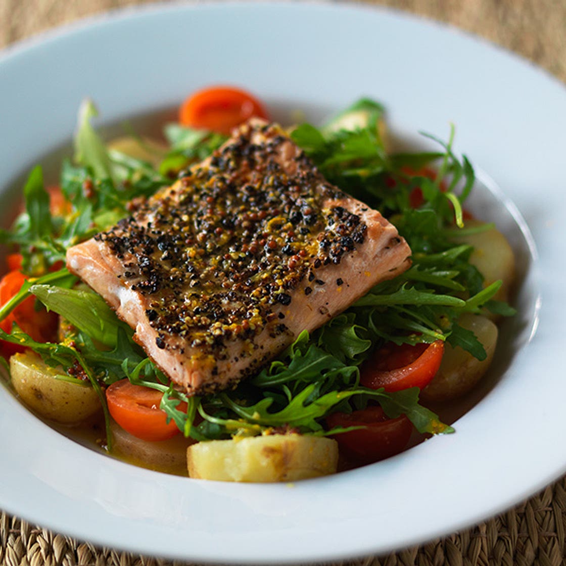 Crisp salmon salad