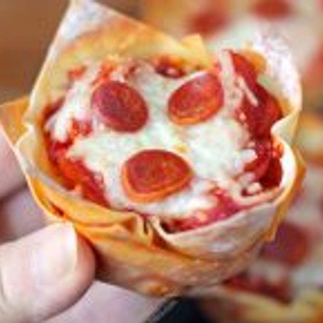 Pizza Wonton Cups