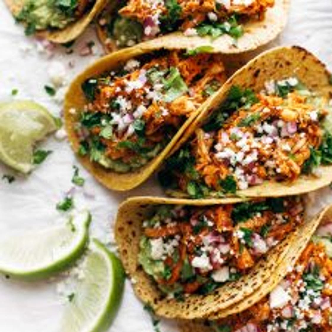 The Best Chicken Tinga Tacos