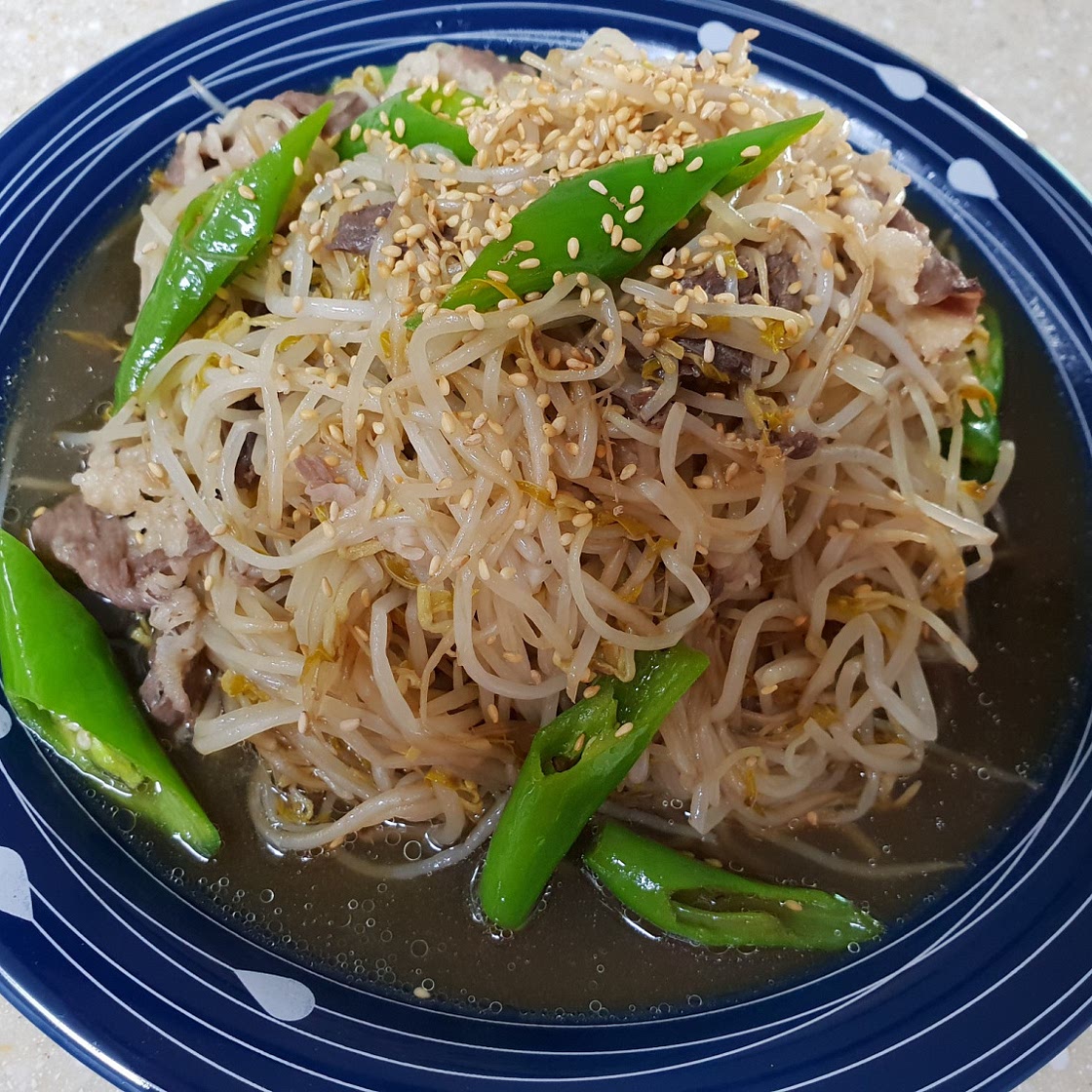 깔끔매콤 차돌박이 숙주찜 salty