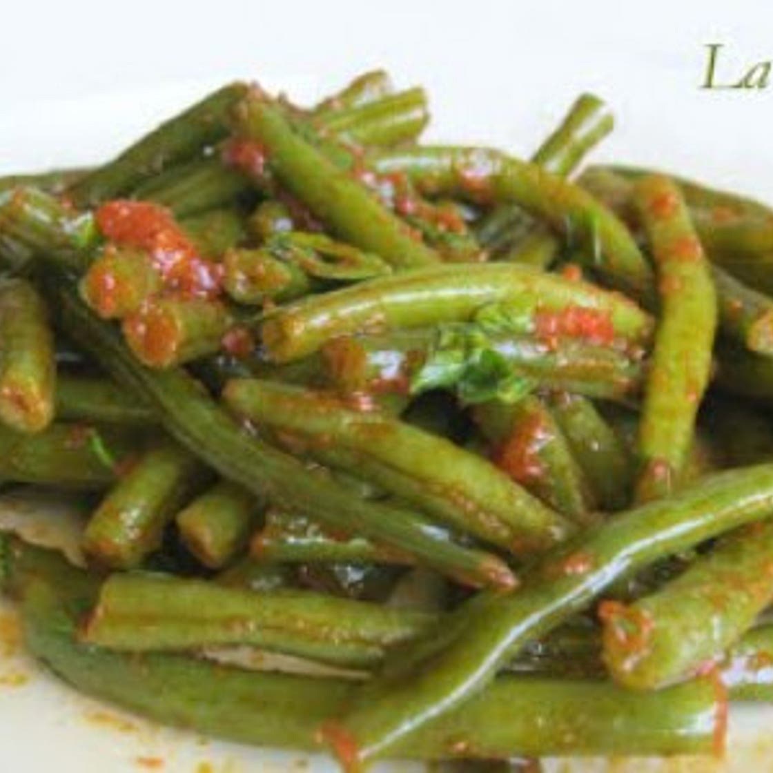 Haricots verts à la 'pugliese'