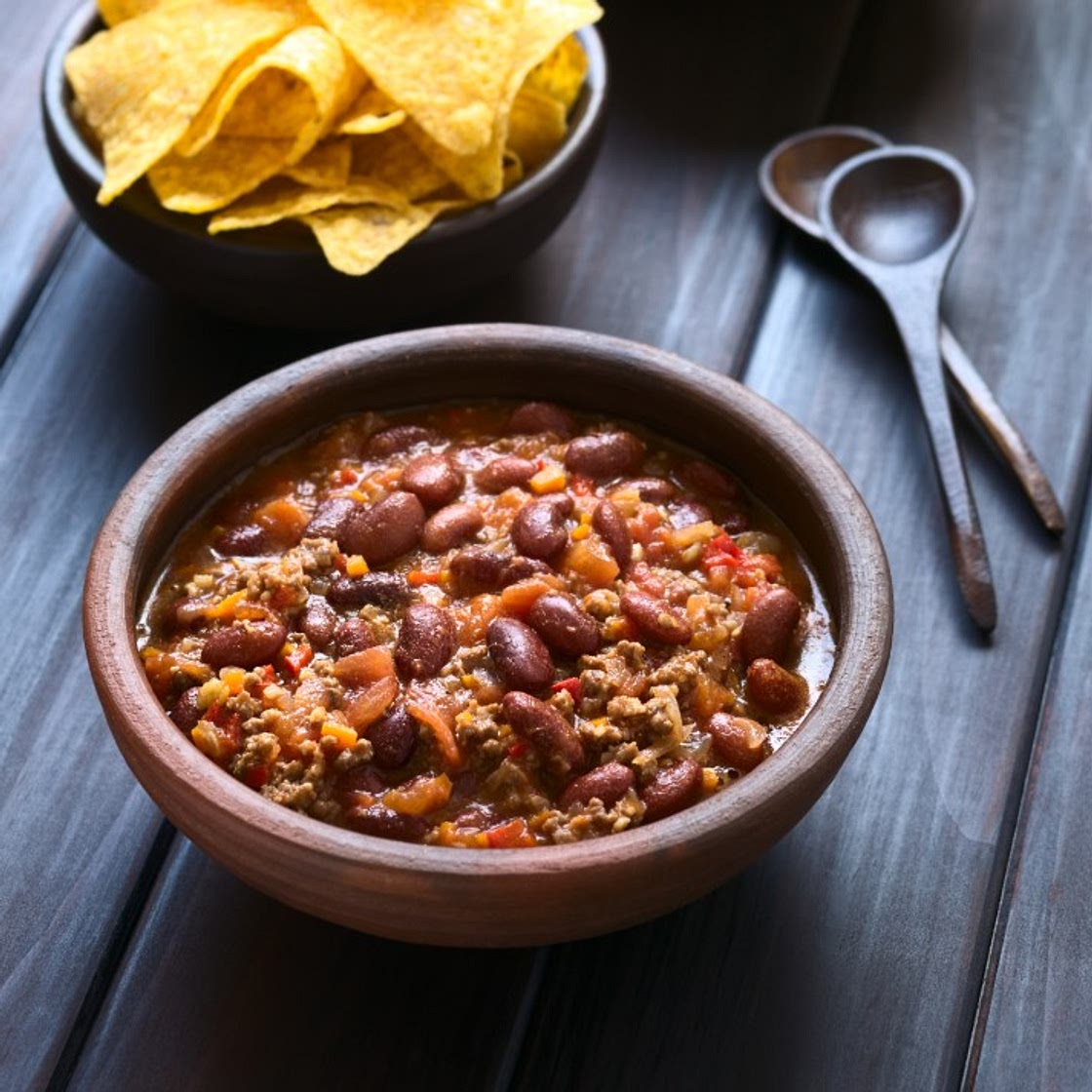 Slow-cooked bean chilli