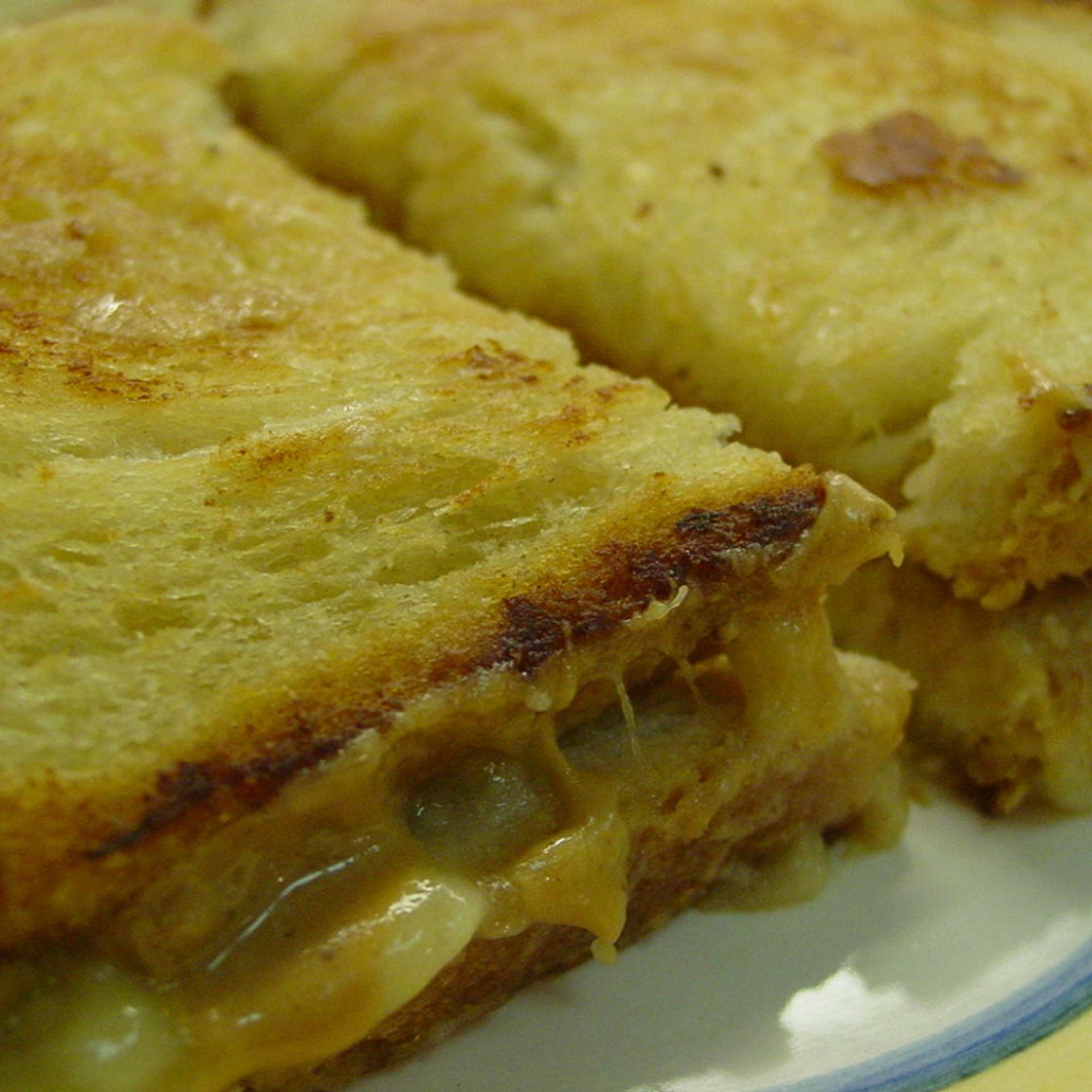 Elvis Presley's Grilled Peanut Butter and Banana Sandwich