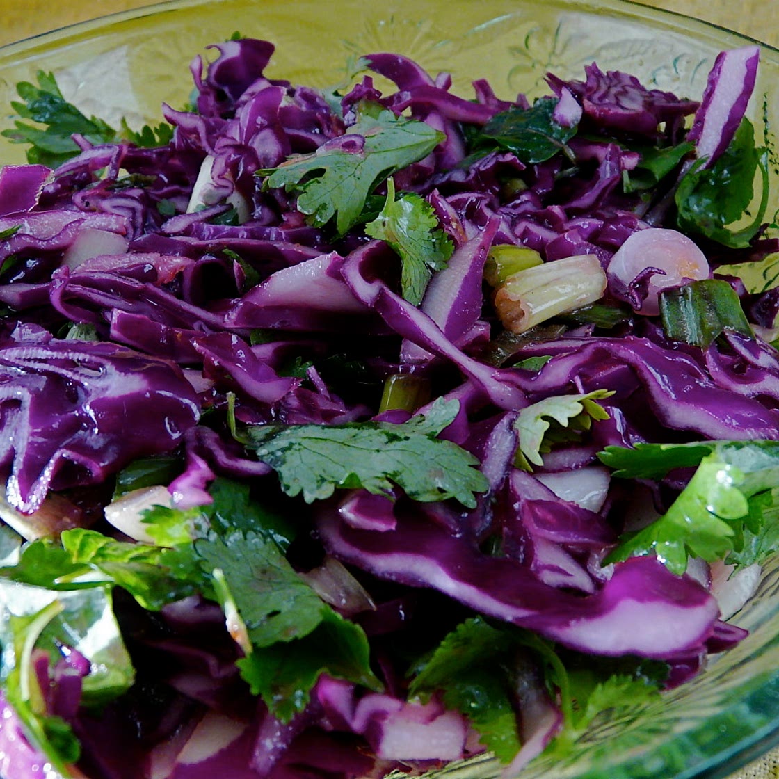 Purple Cabbage Salad (Raw Vegan)