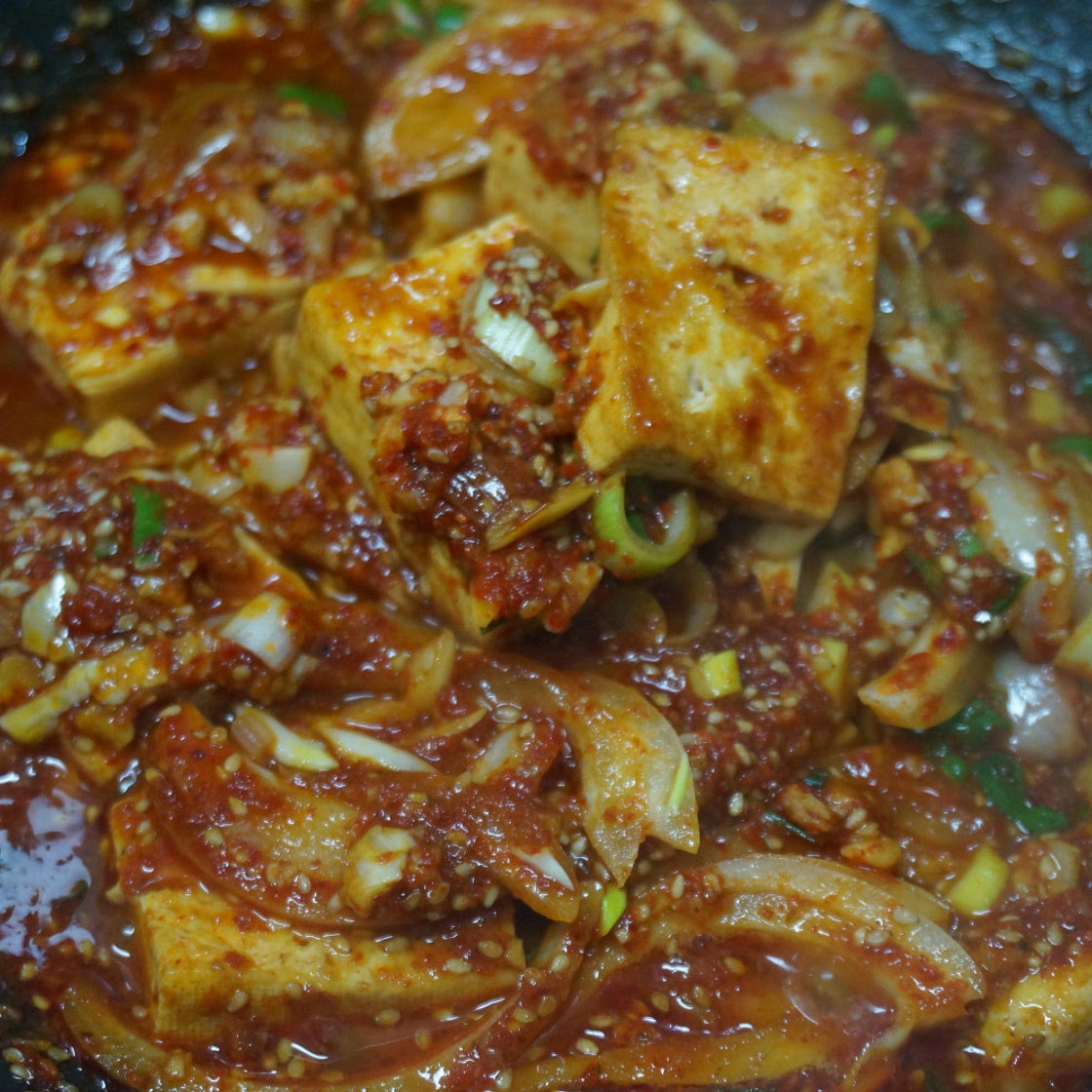 양념장이 참 맛있는 두부조림