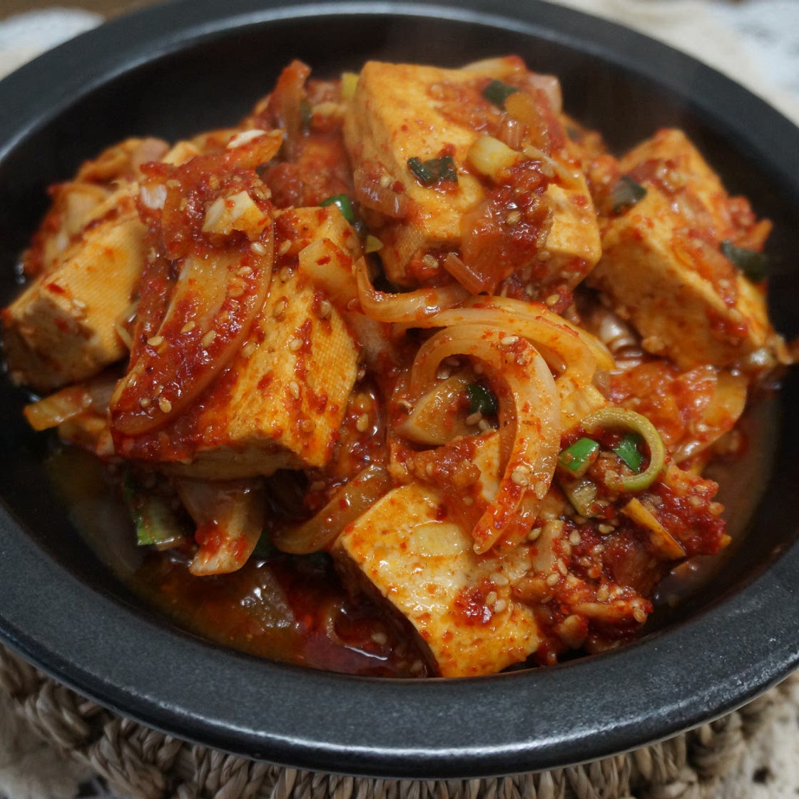 양념장이 참 맛있는 두부조림