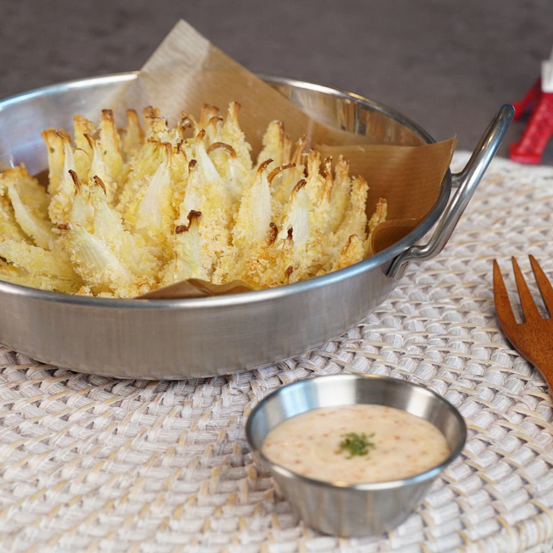 바사삭 ★ 양파가 통째로 바스켓에 풍덩 ★ 블루밍어니언 ★