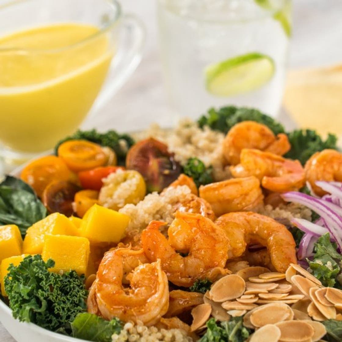 Ensalada de Camarón y Kale con Aderezo de Mango