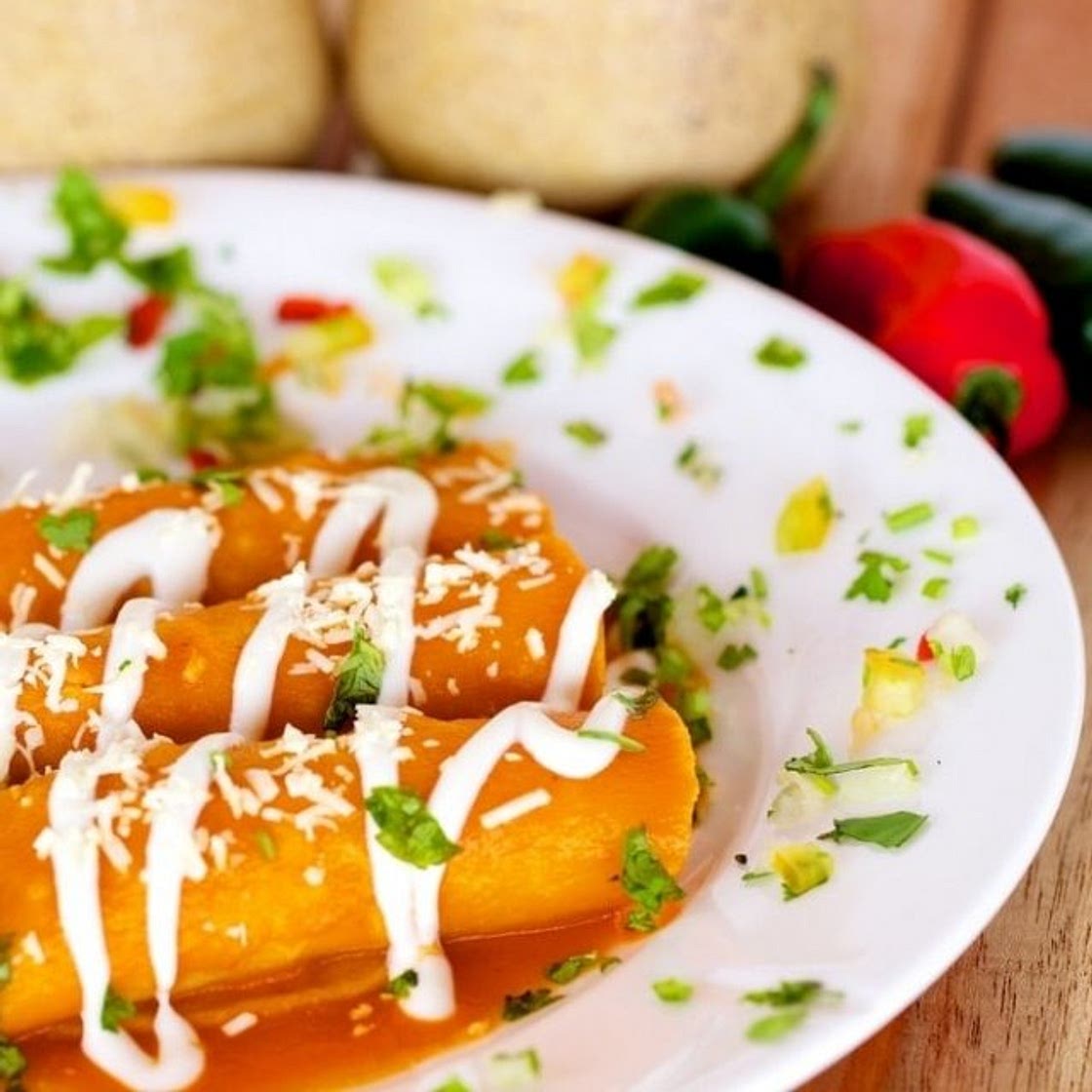 Enchiladas Suizas con Pollo
