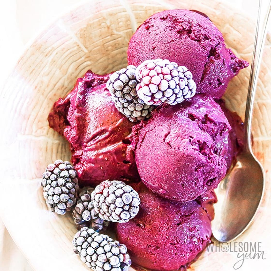 Blackberry Sugar-Free Keto Frozen Yogurt Recipe