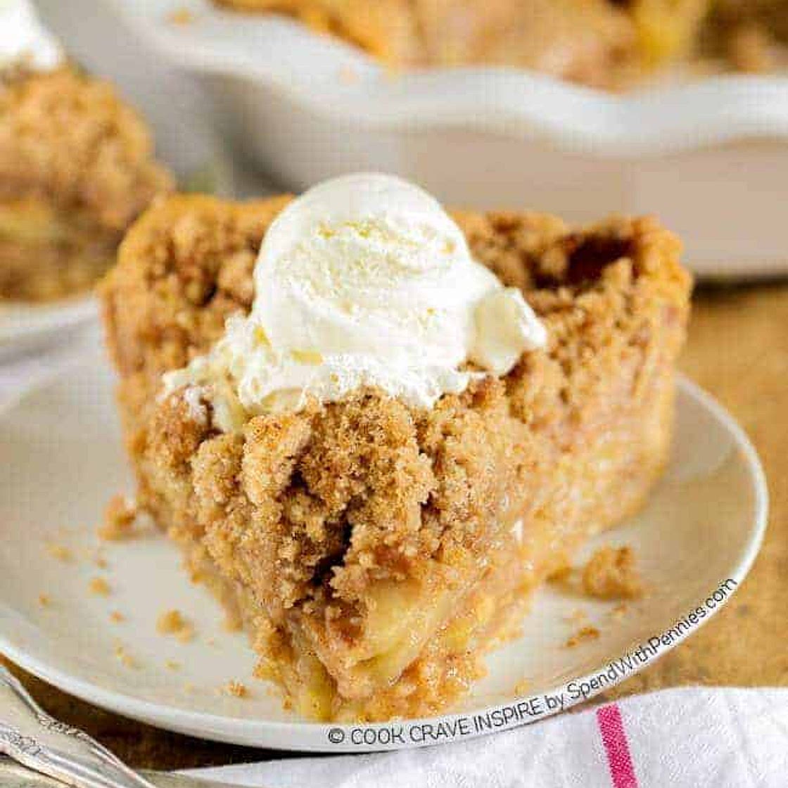 The Best Apple Crumb Pie