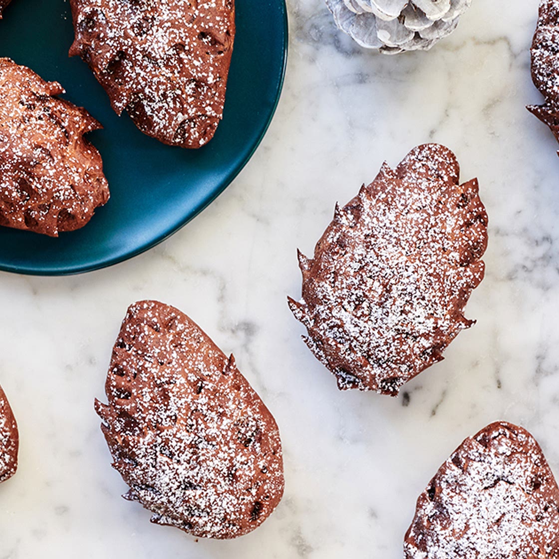 Chocolate Pinecone Rolls