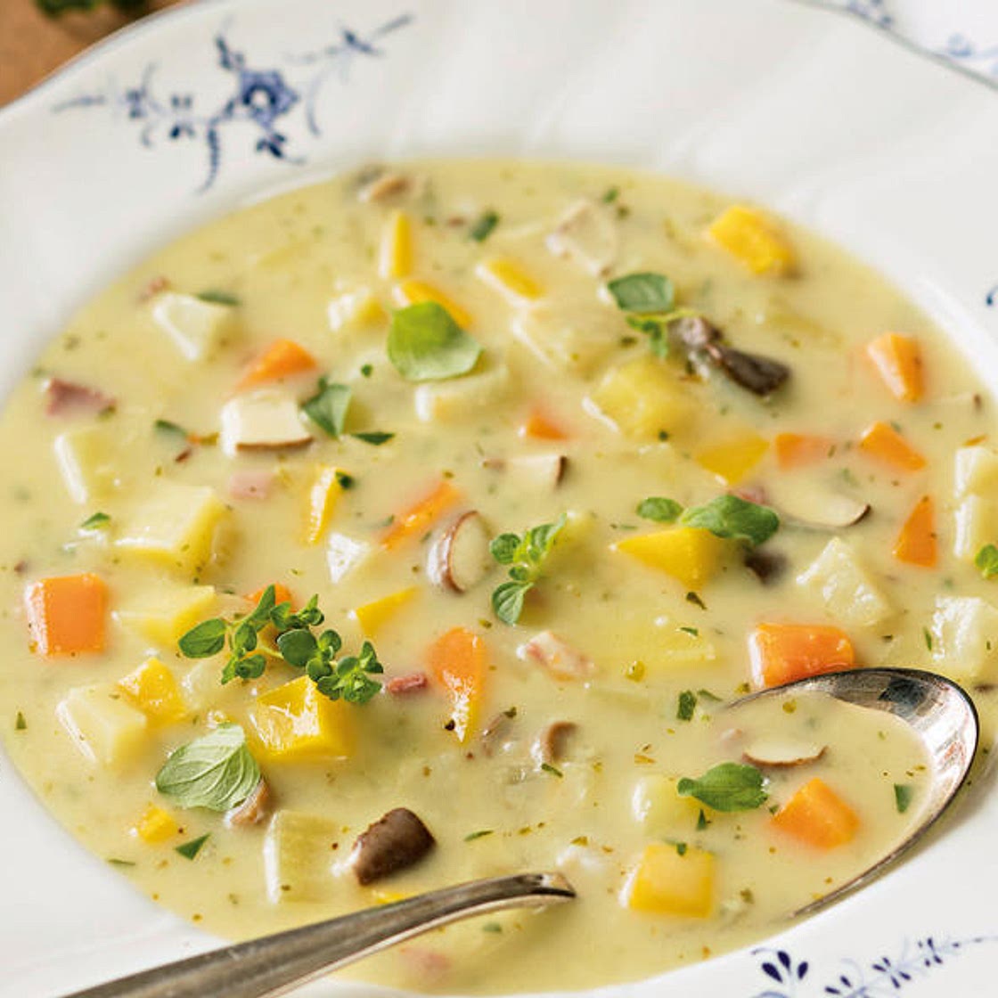 Wiener Erdäpfelsuppe