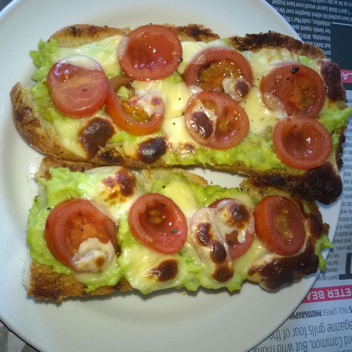 Avocado bruschetta
