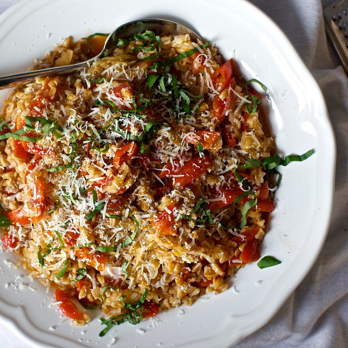 one-pan farro with tomatoes