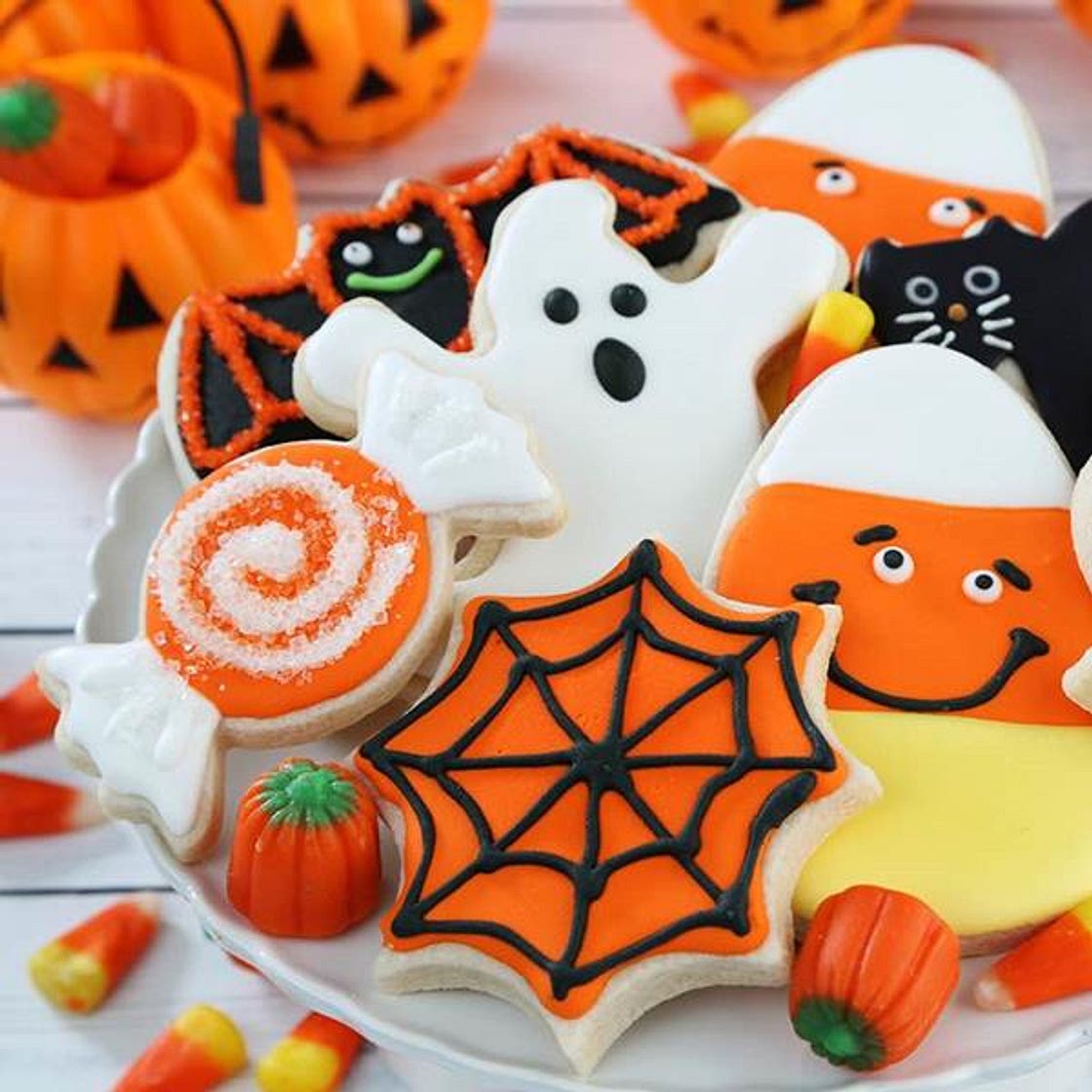 Halloween Biscuits Recipe | Desserts Recipes | Schwartz