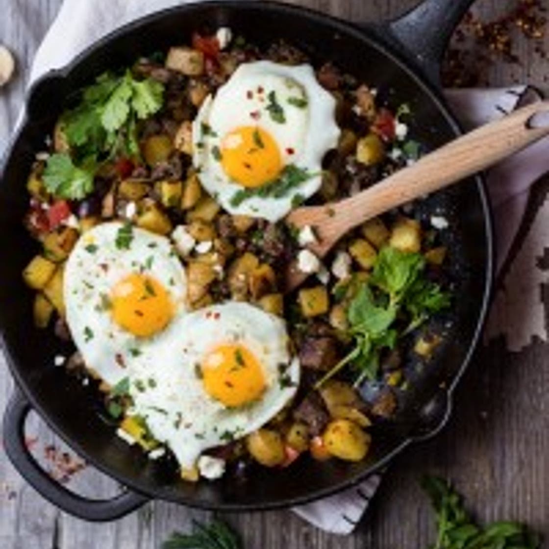 Mediterranean Breakfast Skillet