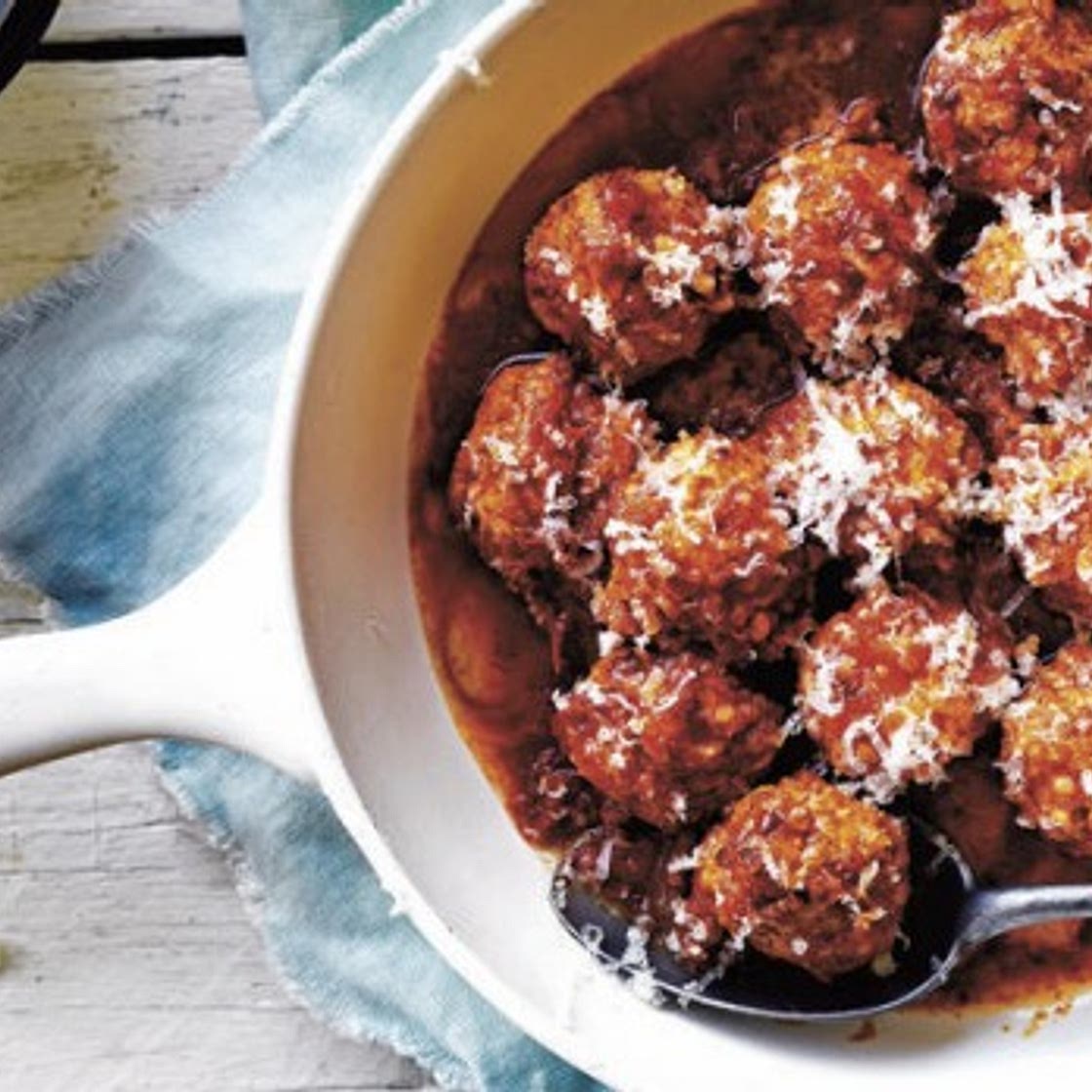 Meatballs in chipotle sauce