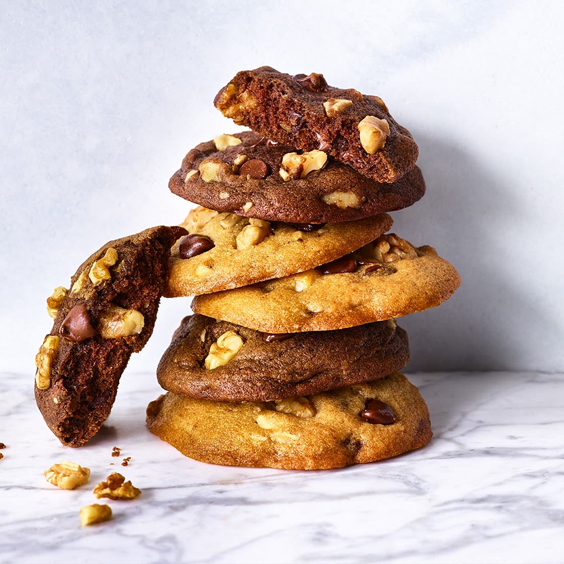 Chocolate Chip Walnut Cookie