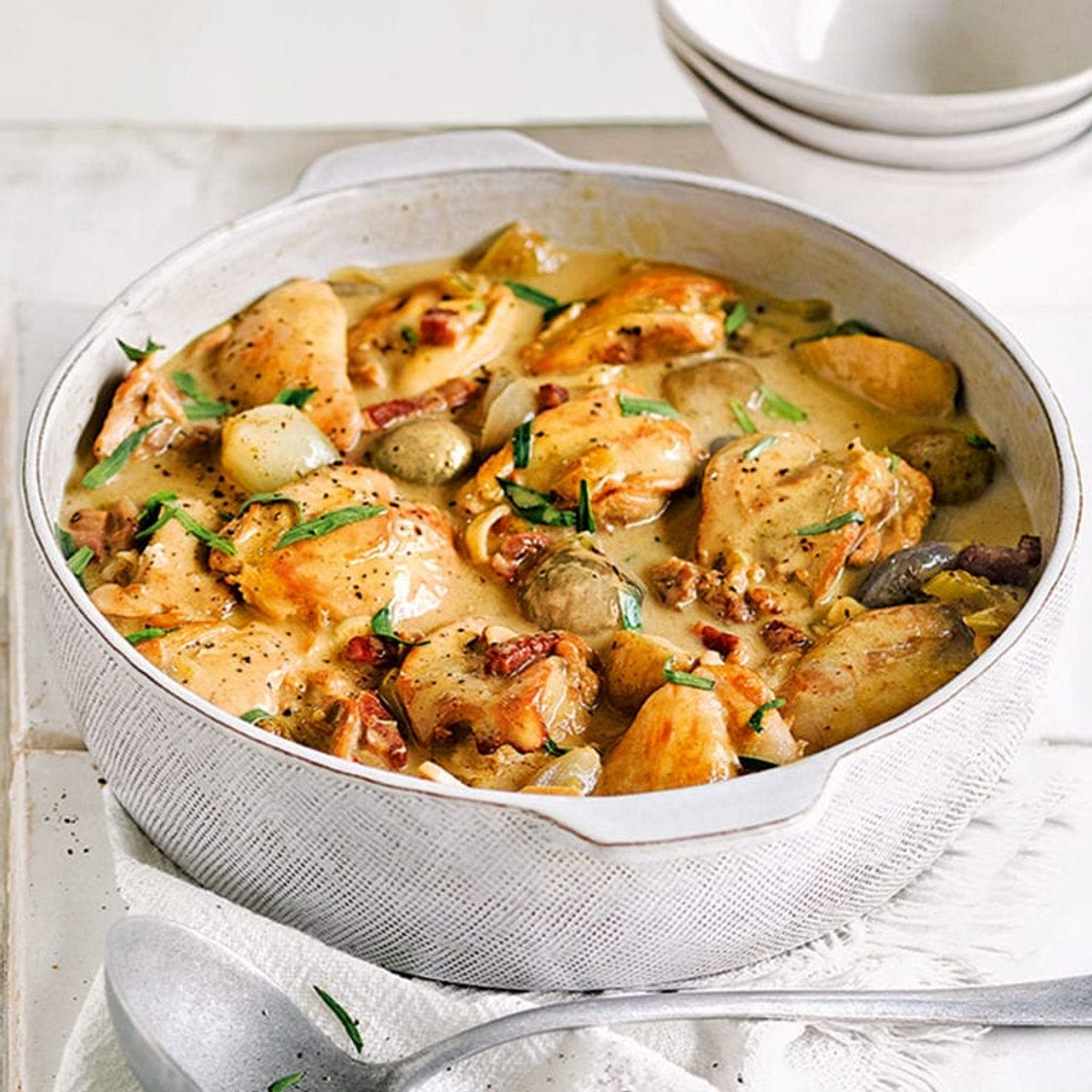 Creamy tarragon chicken casserole