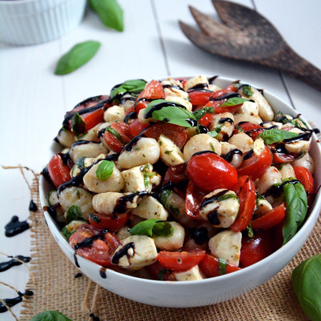 GNOCCHI CAPRESE SALAD