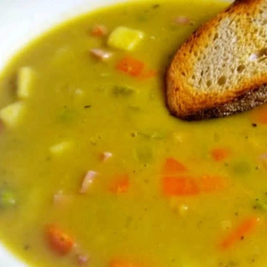 Split Pea Soup with Ham - Chlebek