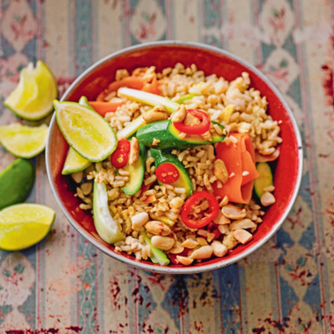 Vegetable, chilli & peanut fried rice