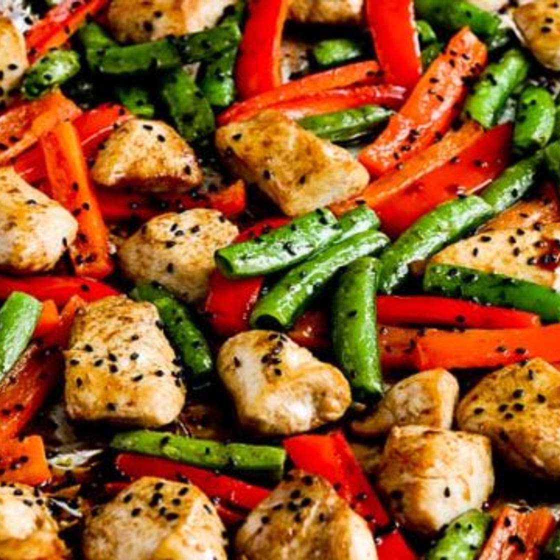 Low-Carb Chicken Stir-Fry Sheet Pan Meal