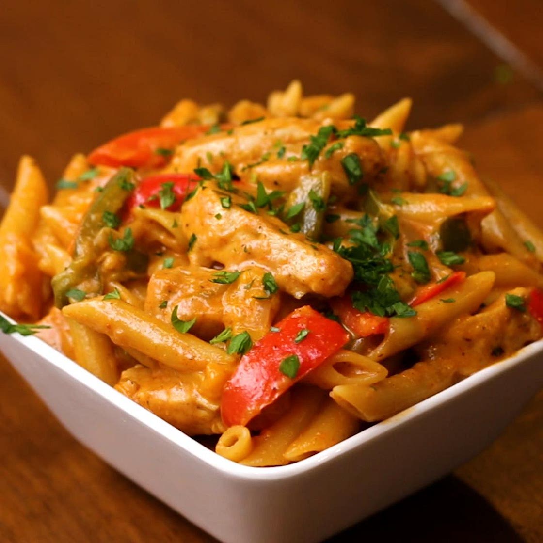 One Pot Chicken Fajita Pasta Recipe by Tasty