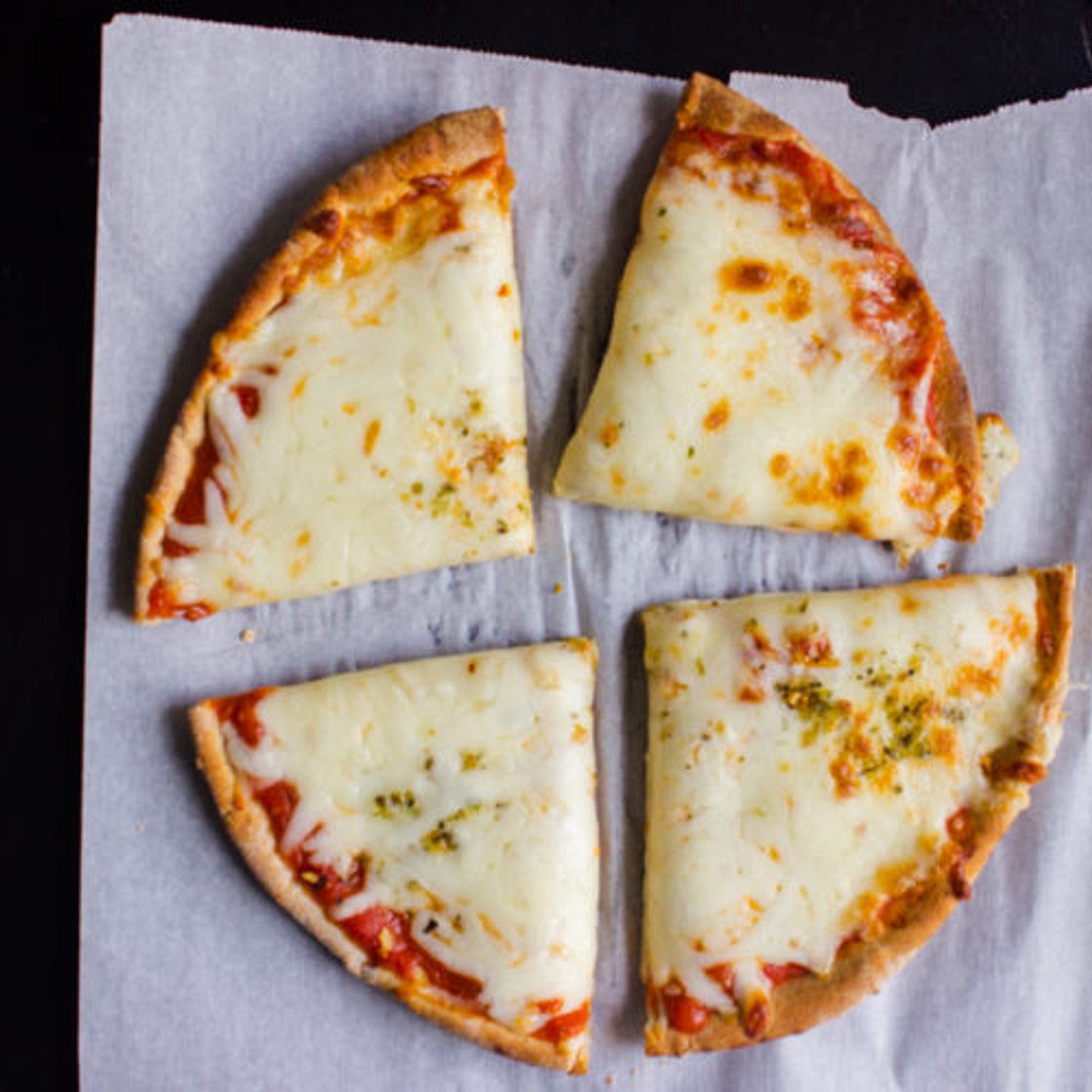 Quick and Easy Pita Pizza {Just 3 minutes}