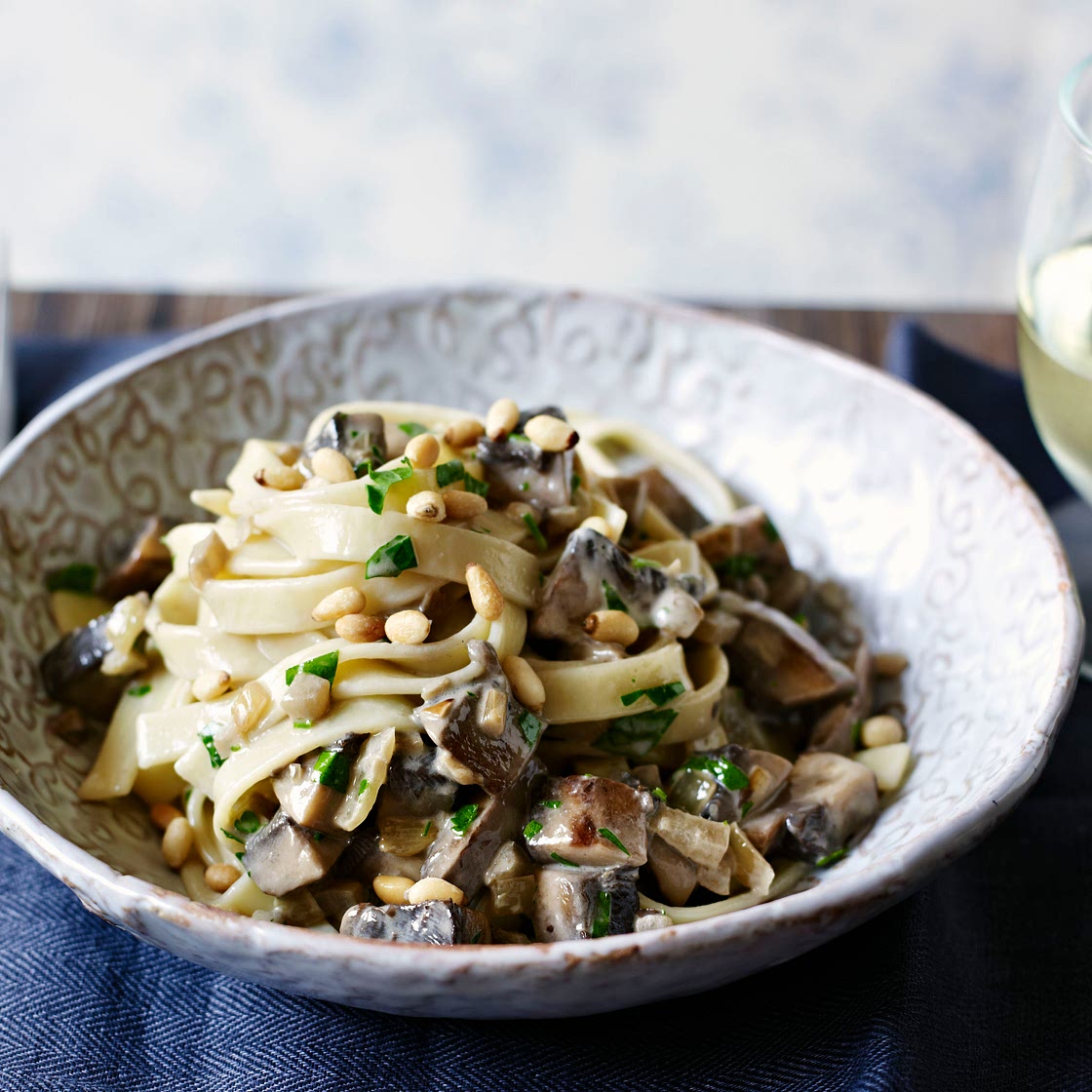 Creamy mushroom pasta