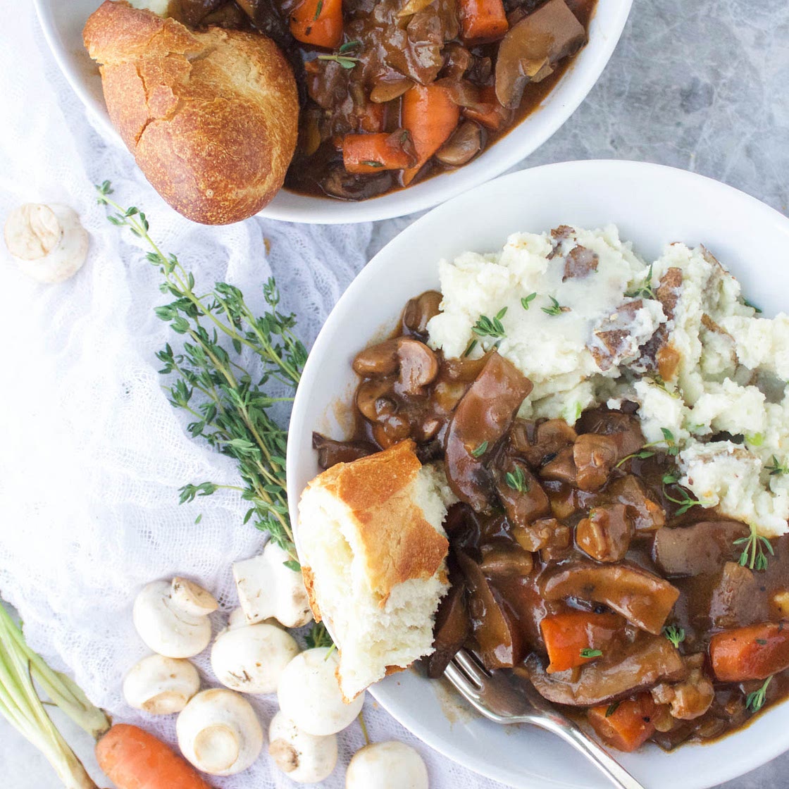 30 Minute {Vegan} Portobello Mushroom Bourguignon